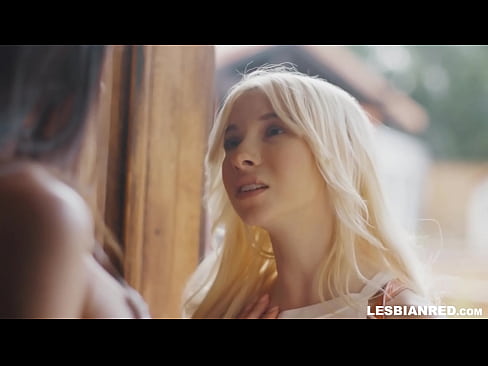 ❤️ Tüdruk tuleb paar kuud hiljem koju ja jõuab sööma oma kasuema tussu Seksivideo at porn et.pornhills-com.ru ☑